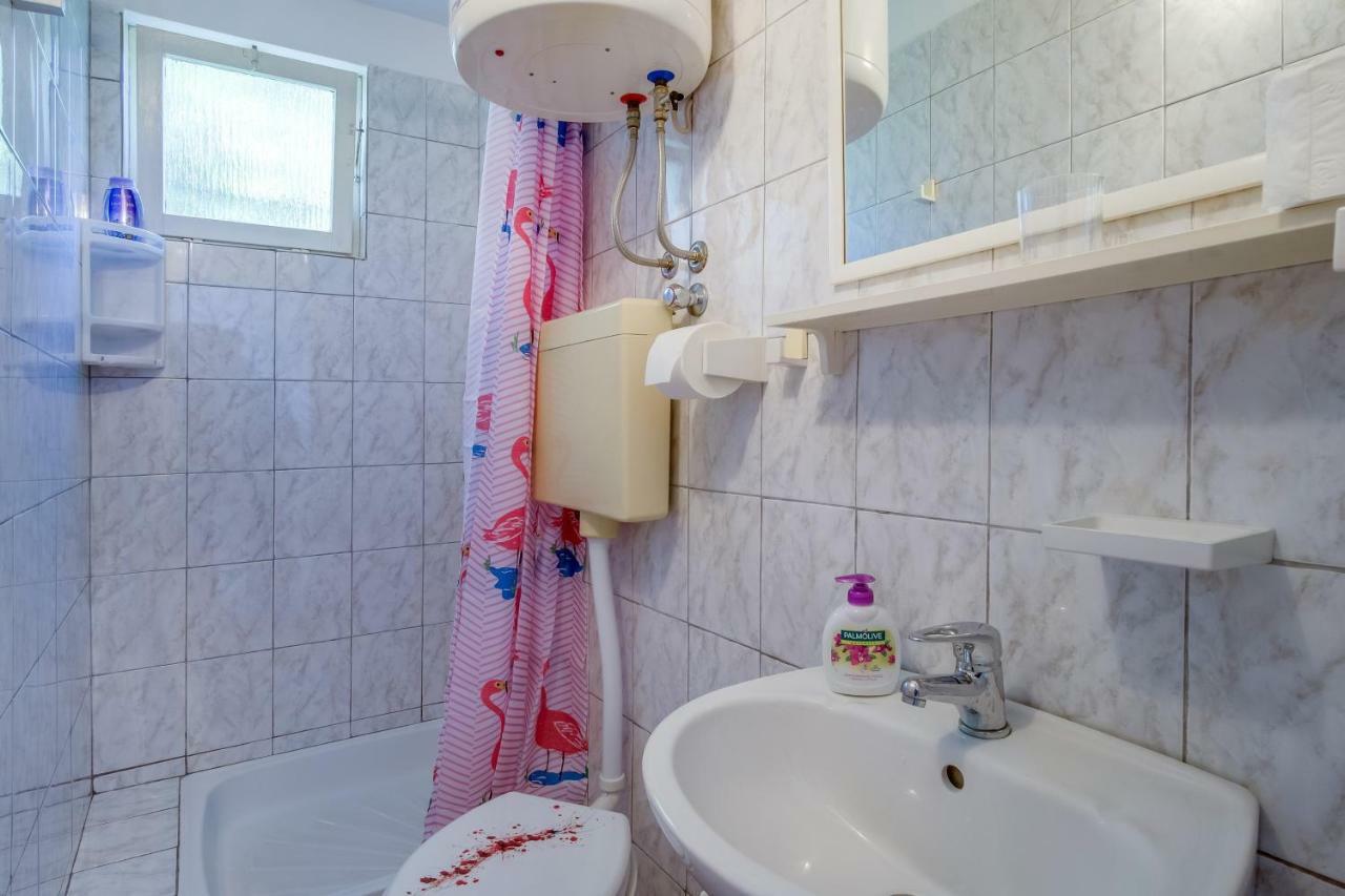 Vila Bugevilija Hotell Mali Lošinj Eksteriør bilde